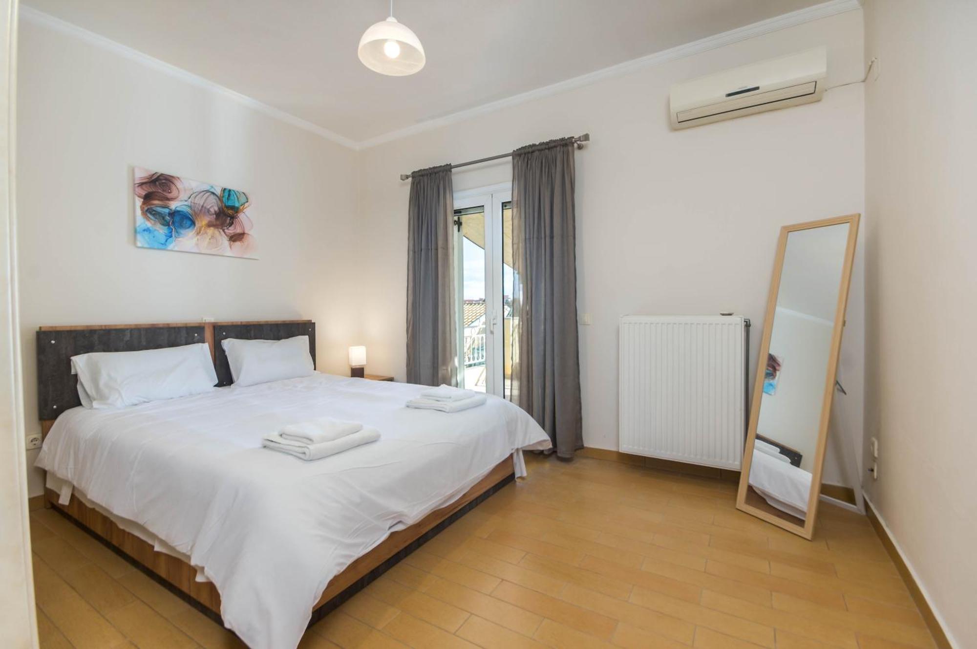 דירות Alepou Διωροφη Μεζονετα-2Km Απο Το Κεντρο-Iliana House מראה חיצוני תמונה