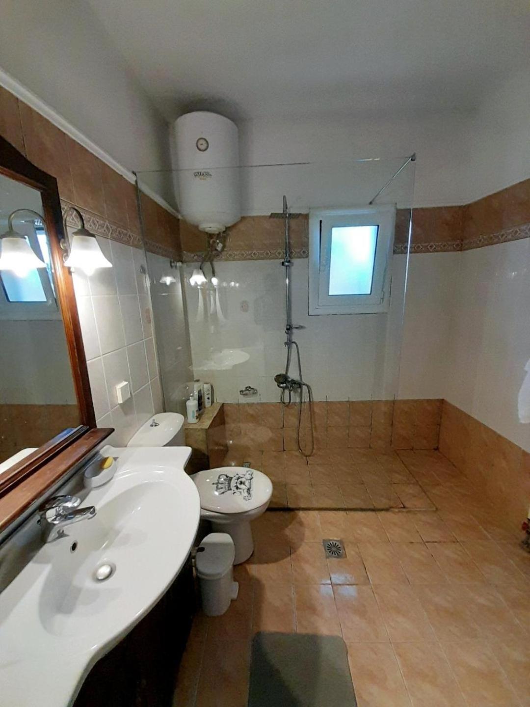 דירות Alepou Διωροφη Μεζονετα-2Km Απο Το Κεντρο-Iliana House מראה חיצוני תמונה